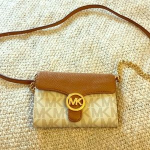 Michael Kors purse